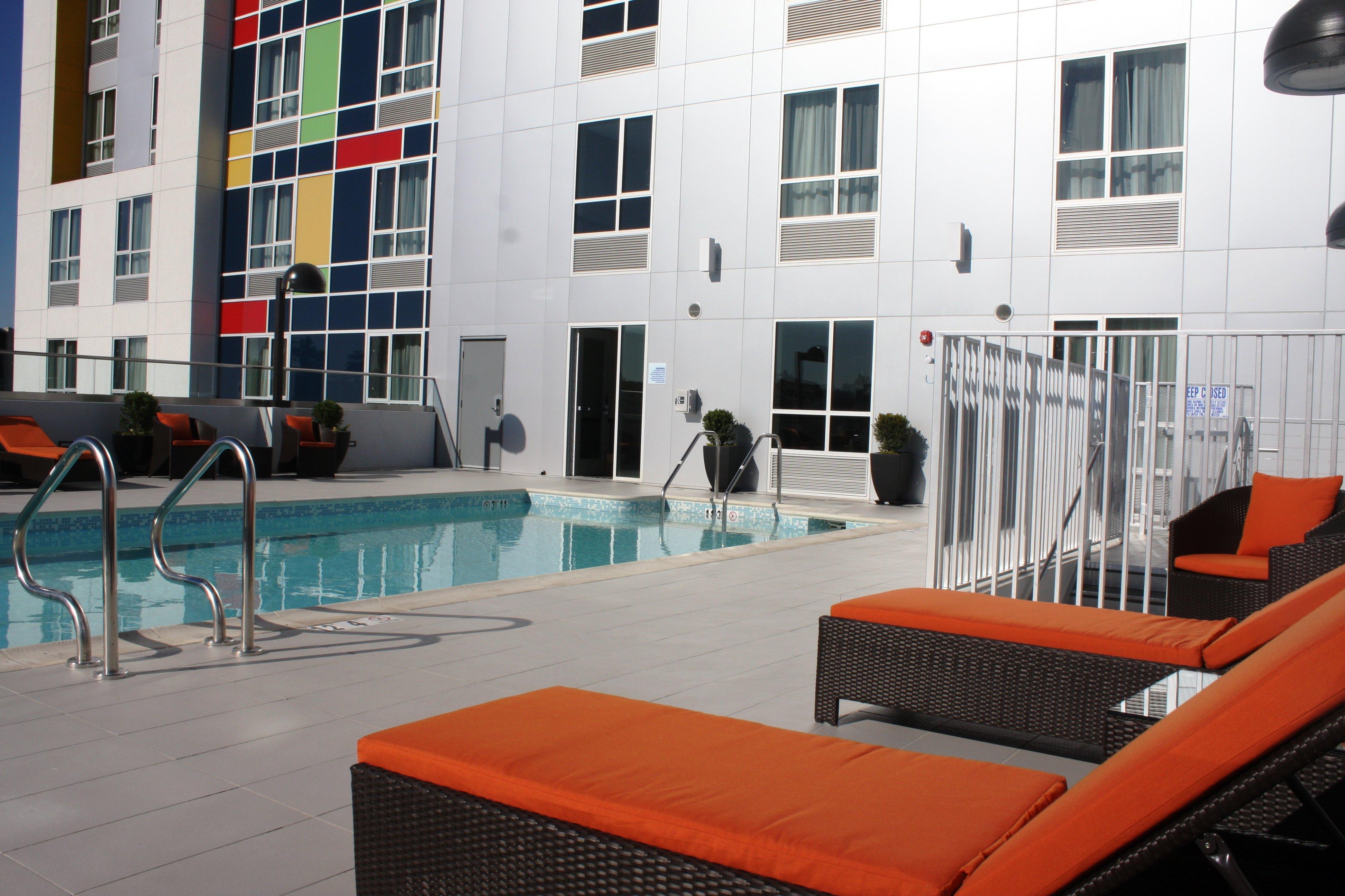 Holiday Inn Express North Hollywood - Burbank Area By Ihg Los Angeles Esterno foto