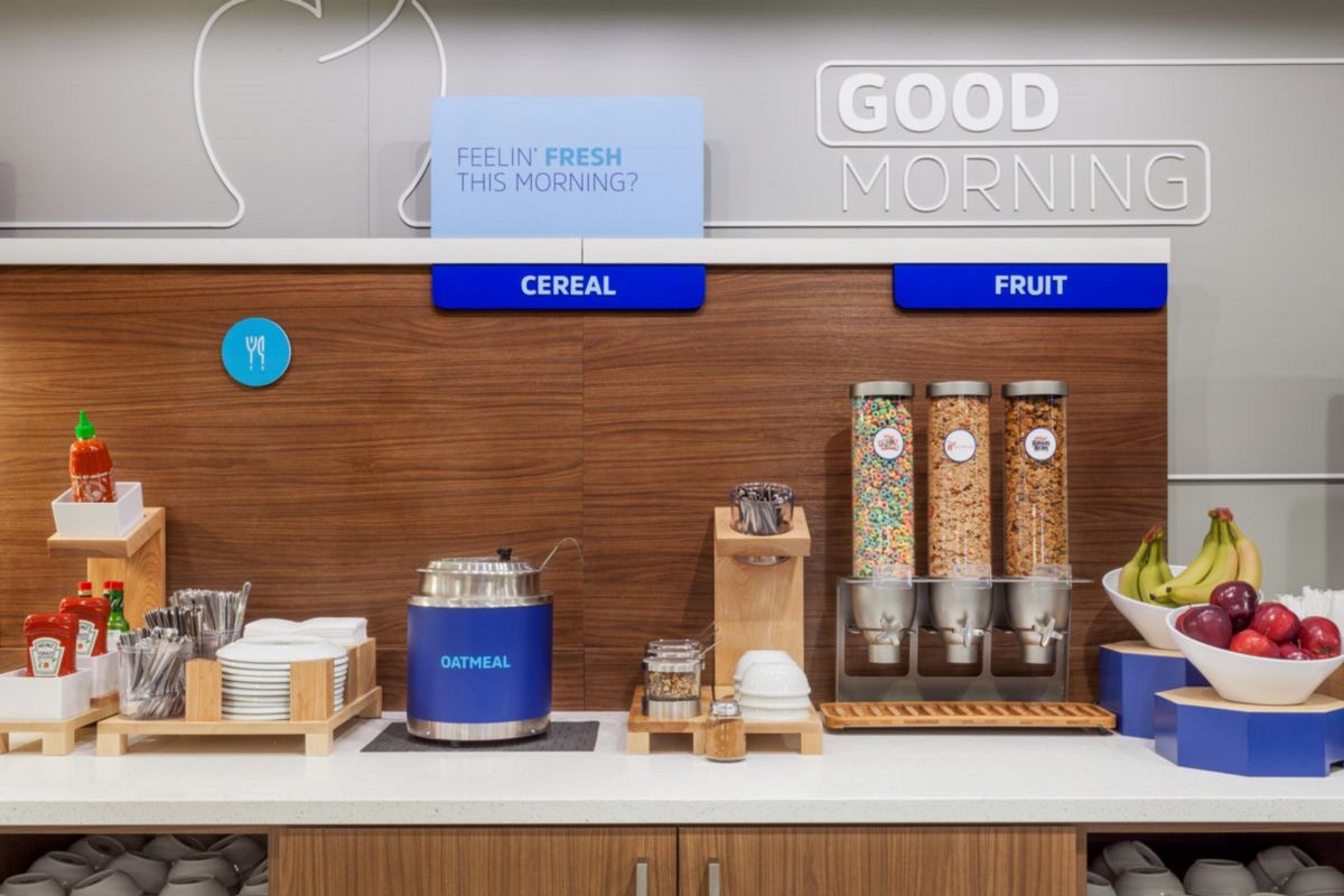 Holiday Inn Express North Hollywood - Burbank Area By Ihg Los Angeles Esterno foto