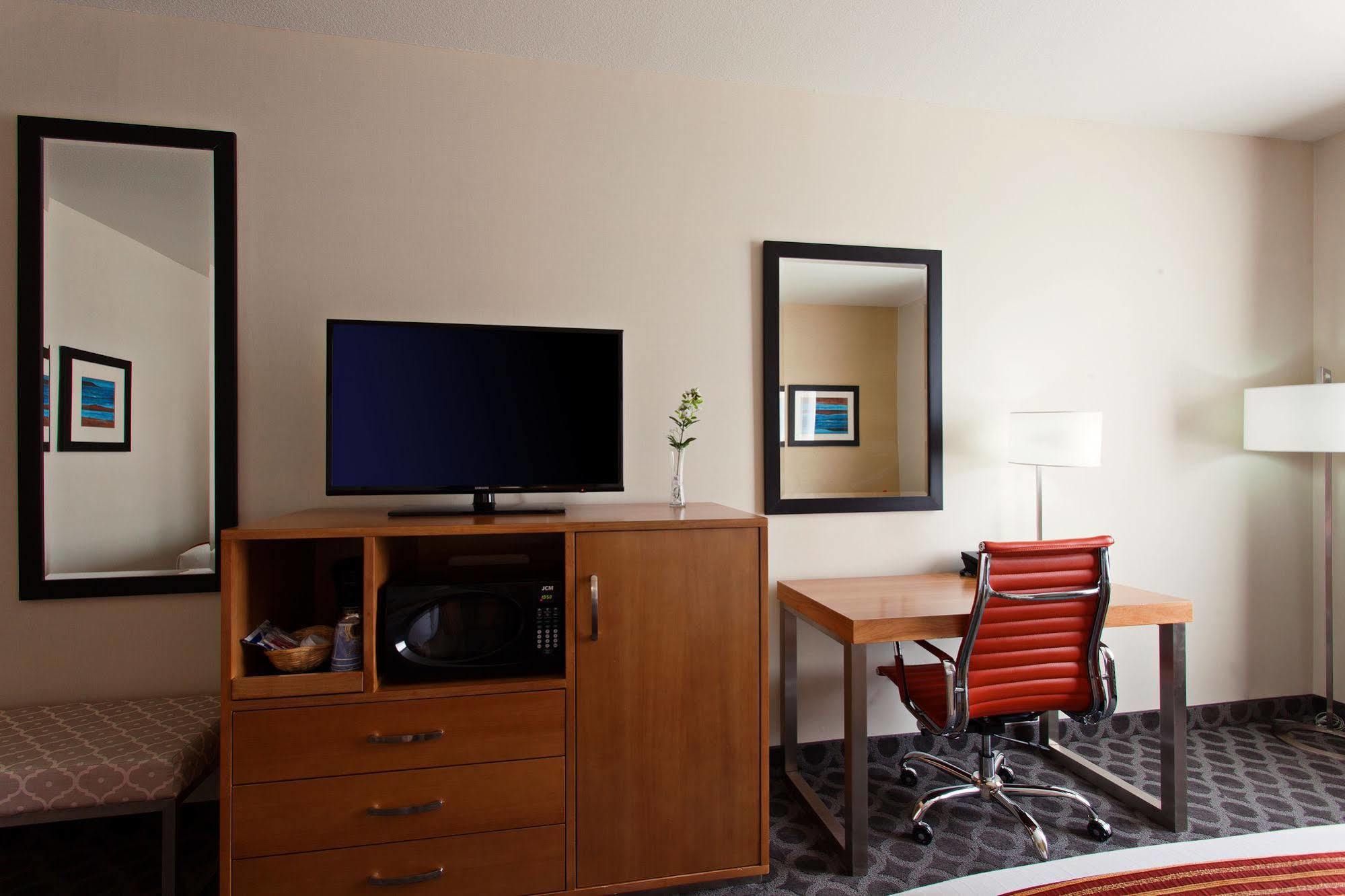 Holiday Inn Express North Hollywood - Burbank Area By Ihg Los Angeles Esterno foto